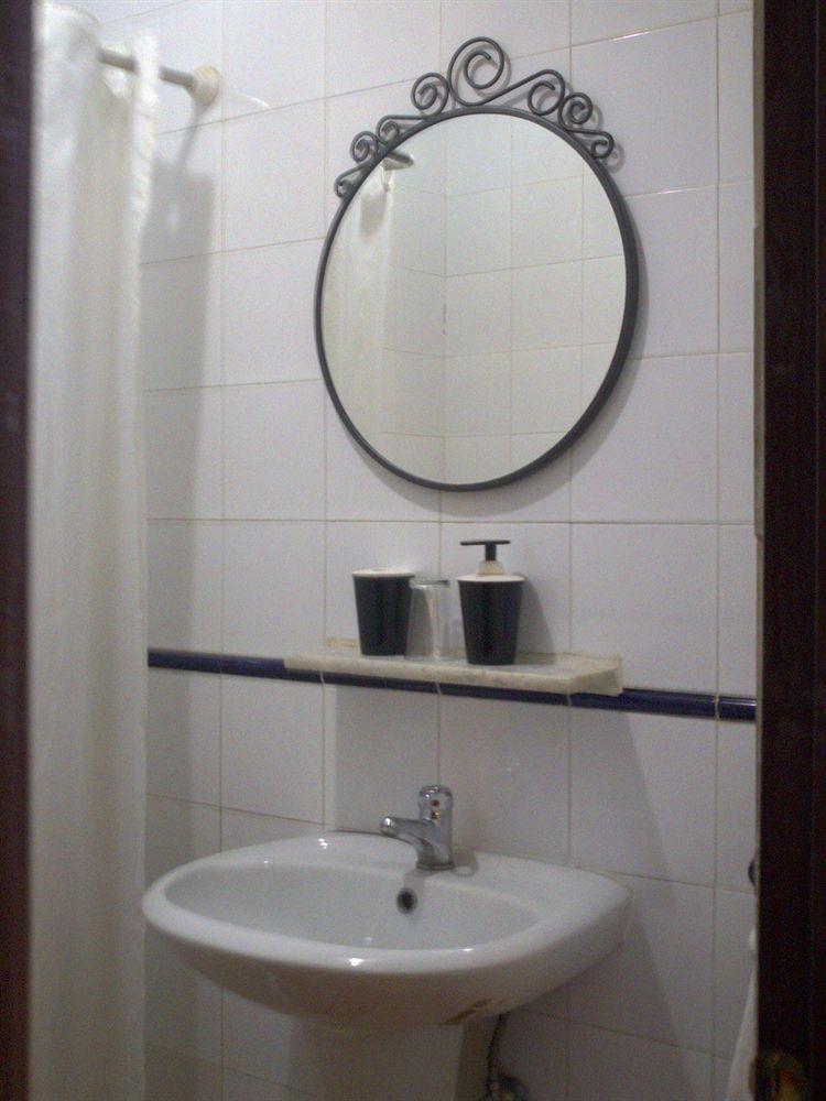 Lis Guest house *